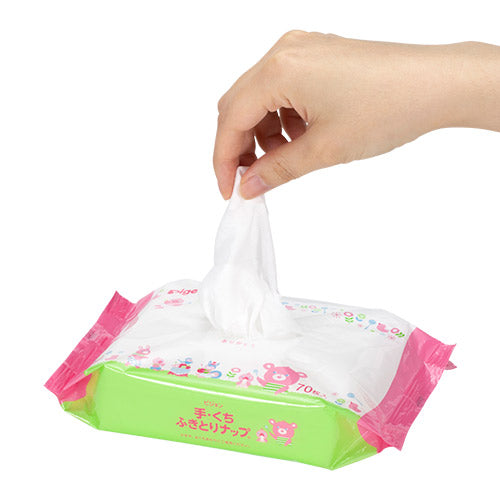 ピジョン 手・くちふきとりナップ 70枚 6個パック 日本製 Pigeon Hand and Mouth Wet Tissues 70 count x 6/ pack, Made in Japan