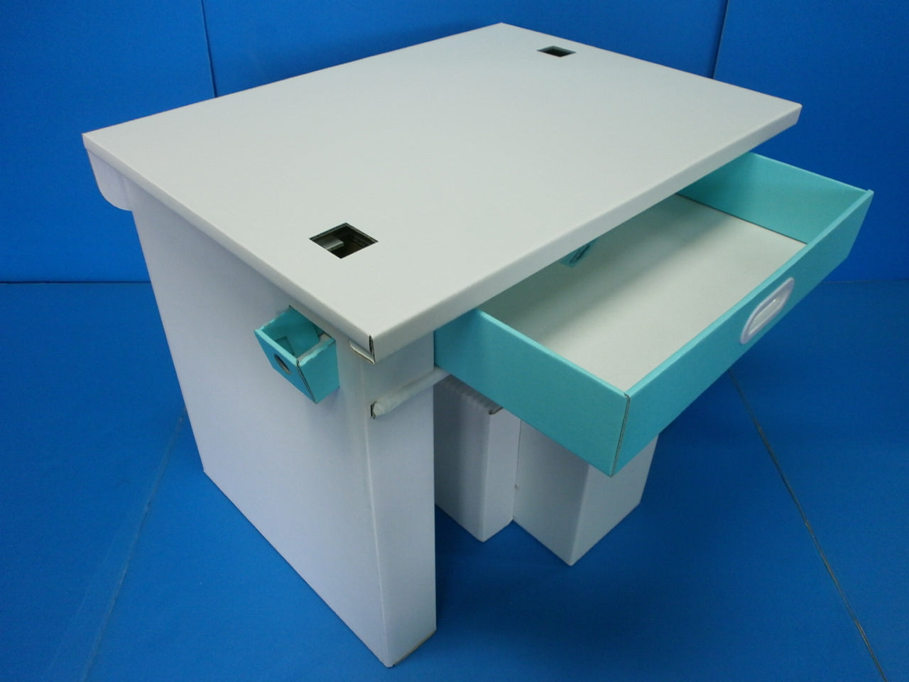 こども用段ボール製デスクセット 3-7歳(おべんきょうごっこ)日本製, Kids Cardboard Desk and Chair Set 3-7 year old, Made in Japan