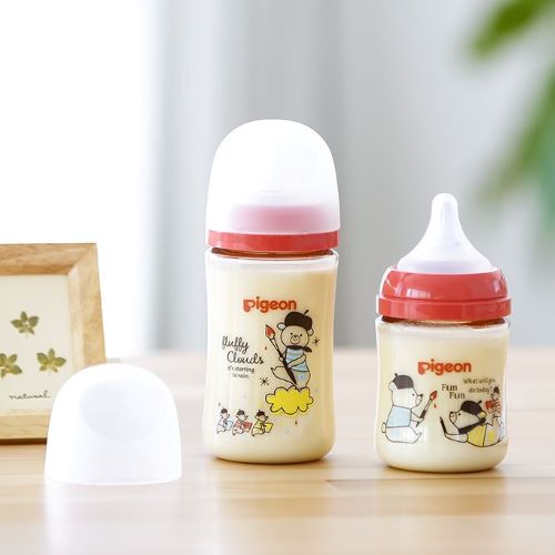 ピジョン 哺乳びん プラスチック(PPSU)  240ml (乳首Mサイズ付）【Bear】Pigeon SofTouch Baby Feeding Bottle Plastic (PPSU) 240ml  (with M size Nipple) 【Bear】